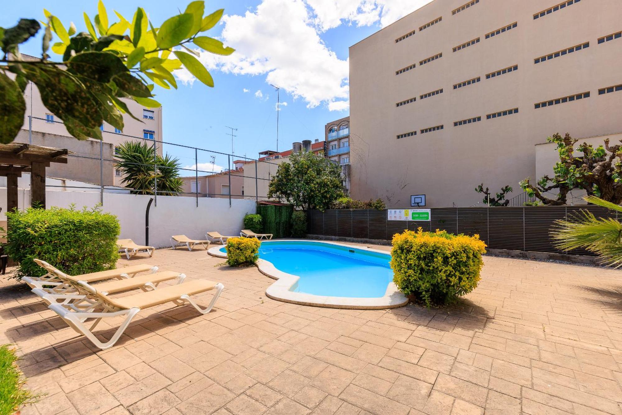 New Queens 1B Planetcostadorada Salou Dış mekan fotoğraf